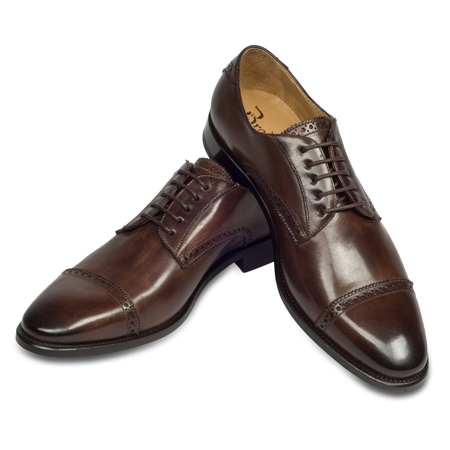 BRECOS Anzugschuhe | Quarter-Brogue Derby dunkelbraun, Kalbsleder. Ansicht paarweise überkreuzt