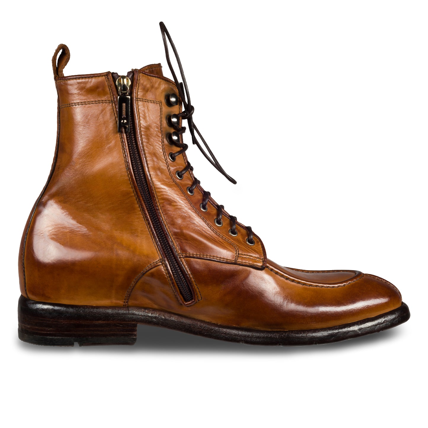 LEMARGO Herren Schnür-Boots in cognak braun. Kalbsleder im stone-washed-Verfahren auf used-Look bearbeitet. Mit Reißverschluß. Handgefertigt und Durchgenäht. Ansicht der Innenseite linker Schuh
