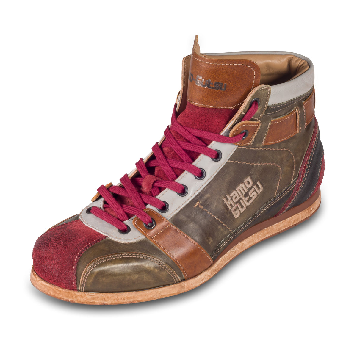 Kamo-Gutsu Sneaker-Stiefel Herren in grün mit rot und braun (TIFO-112 rosso foresta). Aus Kalbsleder stonewashed. Handgefertigt Made in Italy. Schräge Ansicht linker Schuh