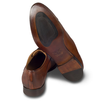 BRECOS Anzugschuhe, Captoe Oxford dunkelbraun, Kalbsleder durchgenäht. Ansicht Ferse und Sohle
