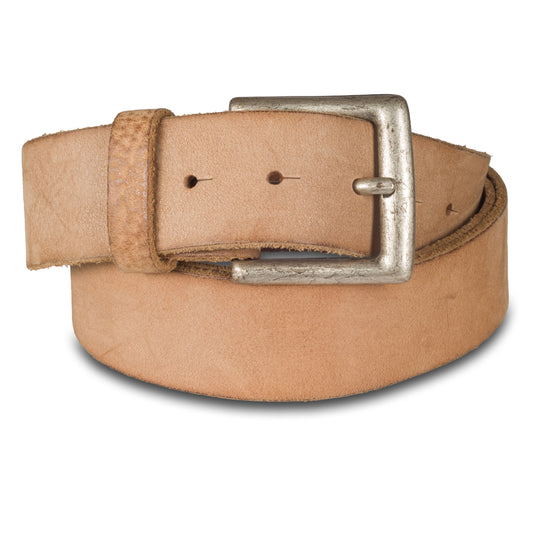 Jeans-Gürtel aus Vollrind-Leder in hellbraun/kamelbraun. 4 cm breit. Dornschließe in Antiksilber.