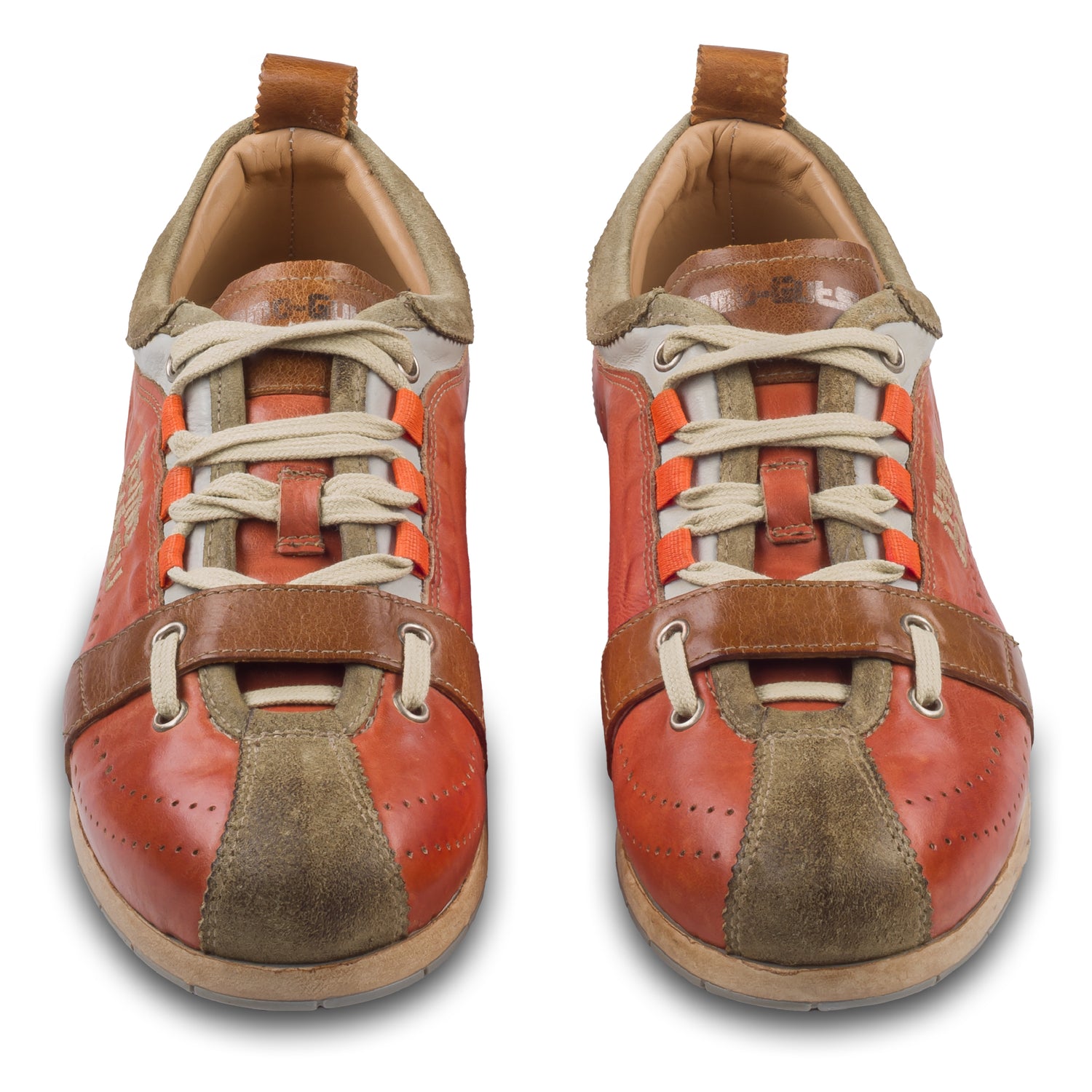 Kamo-Gutsu Sneaker Herren in Orange mit Braun (TIFO-017 kaki/arancio). Aus Kalbsleder stonewashed. Handgefertigt Made in Italy. Paarweise Ansicht von vorne.