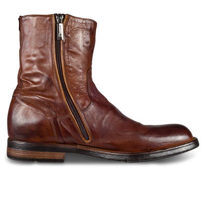 LEMARGO Herren Stiefelette in cognac braun, mit Reißverschluß. Handgefärbt und Durchgenäht, made in Italy. Ansicht Innenseite linker Schuh.