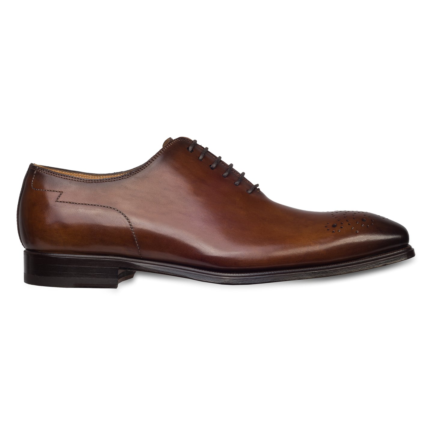 Branchini - Italienische Herren Anzugschuhe Oxford / Onecut in braun. Aus Kalbsleder handgefertigt und durchgenäht. Seitliche Ansicht der Außenseite rechter Schuh.