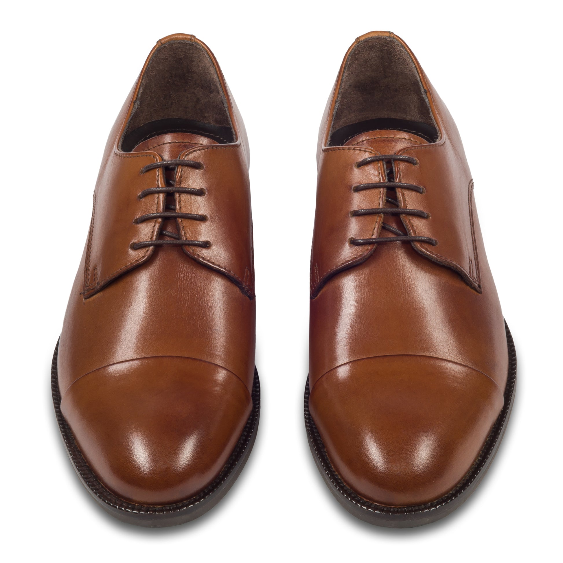 Nicola Benson Anzugschuh, Captoe Derby mittelbraun / cognac braun. Ansicht paarweise überkreuzt