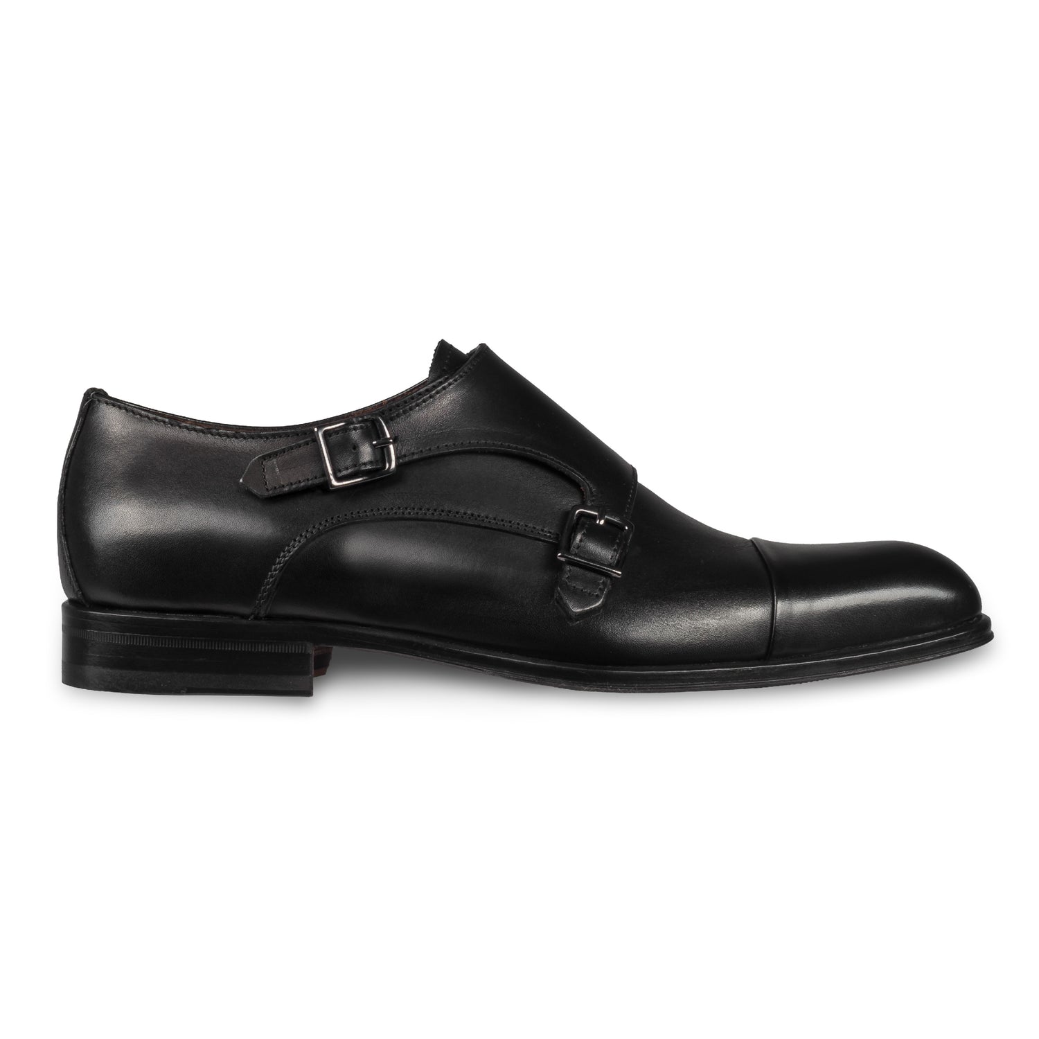 Double Monk Anzugschuh von Flecs, in schwarz, durchgenäht. Seitliche Ansicht der Außenseite rechter Schuh. Bei Sisento.
